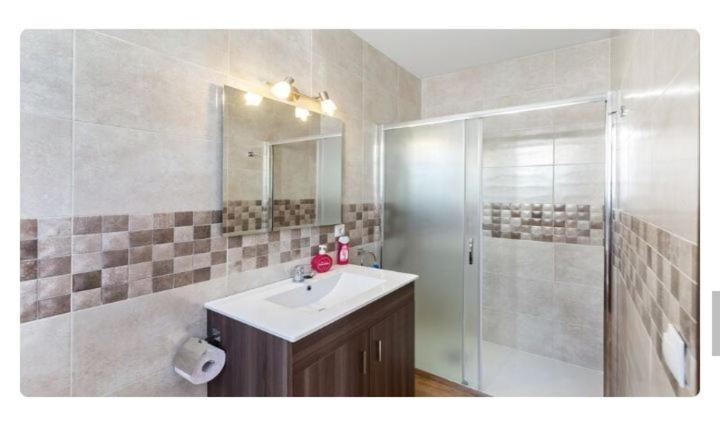 Apartamento En Olvera Con Garaje Extérieur photo