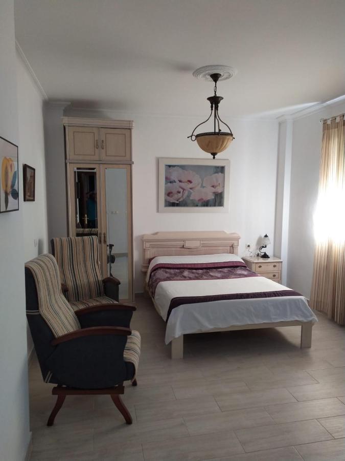 Apartamento En Olvera Con Garaje Extérieur photo